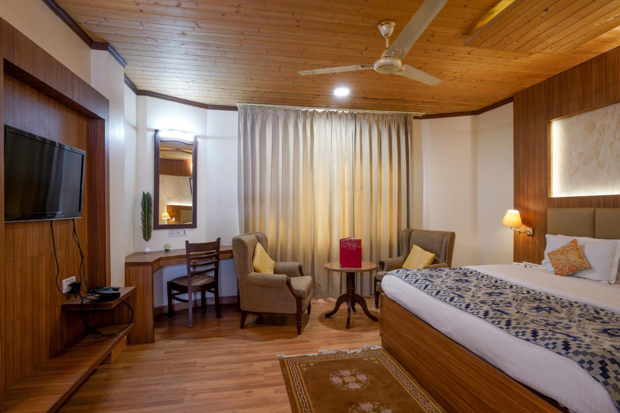 דלהאוזי Vilasa Lall Ji Resort מראה חיצוני תמונה