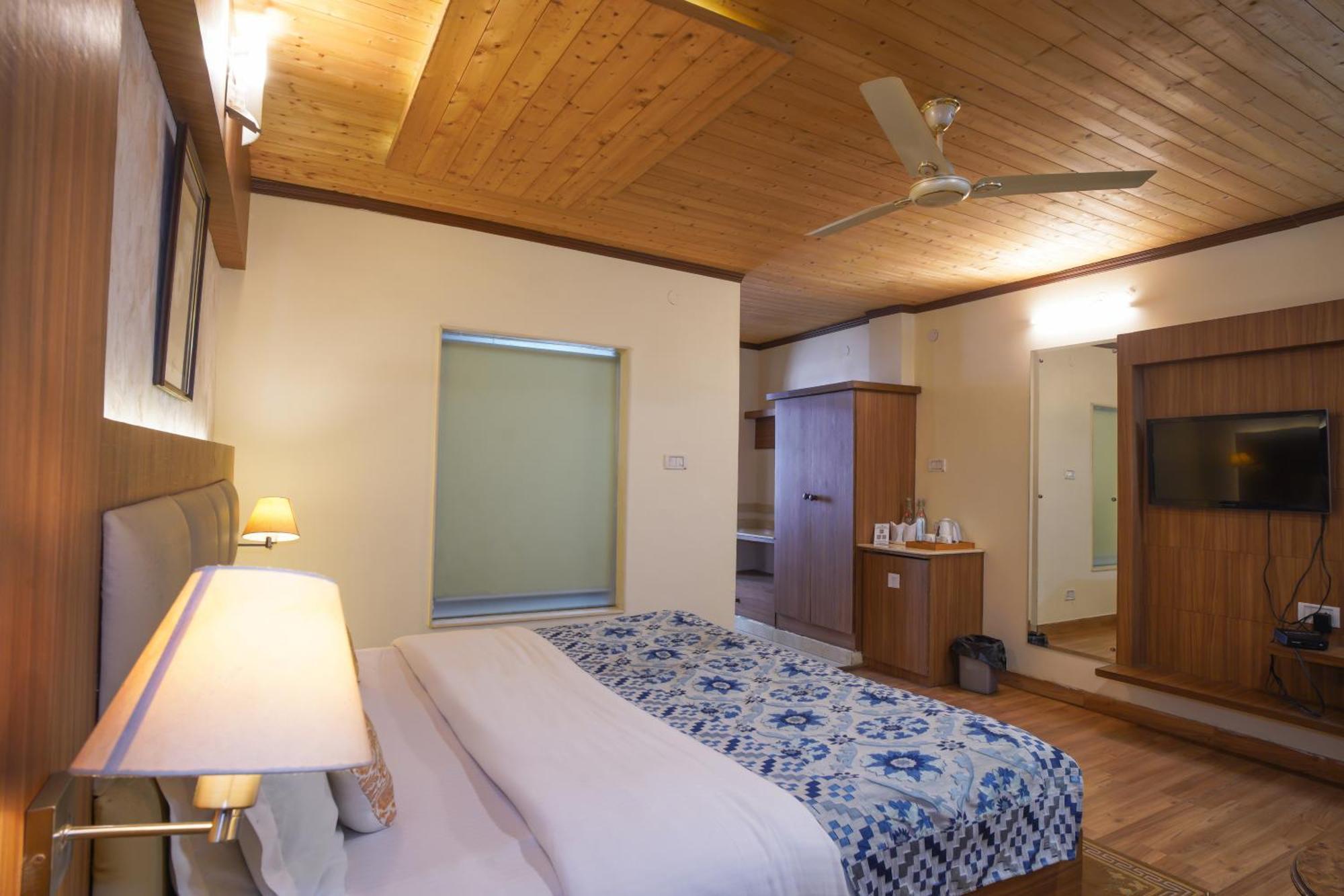 דלהאוזי Vilasa Lall Ji Resort מראה חיצוני תמונה